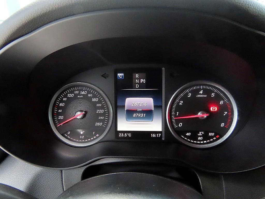 Mercedes Benz GLC Class - Vista 9