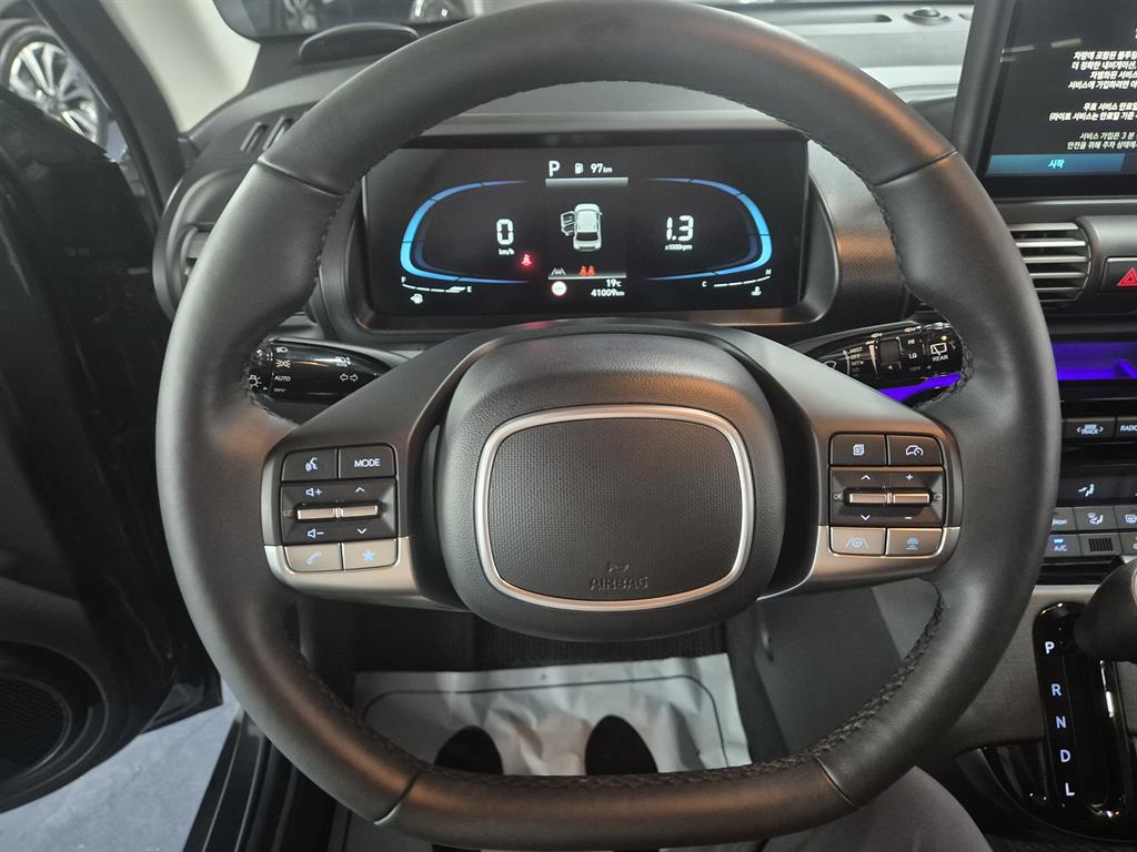 HYUNDAI Casper - Vista 12