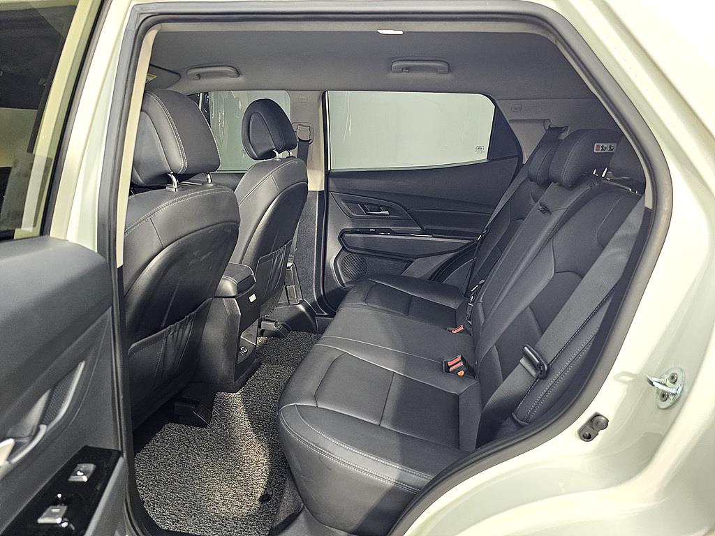 Ssangyong Korando - Vista 9