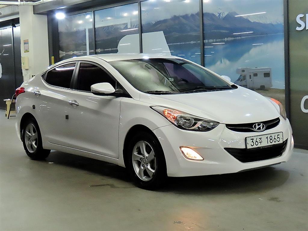 HYUNDAI Avante 2013 Blanco - Importación desde Corea - HF Imports Iquique - Foto 1