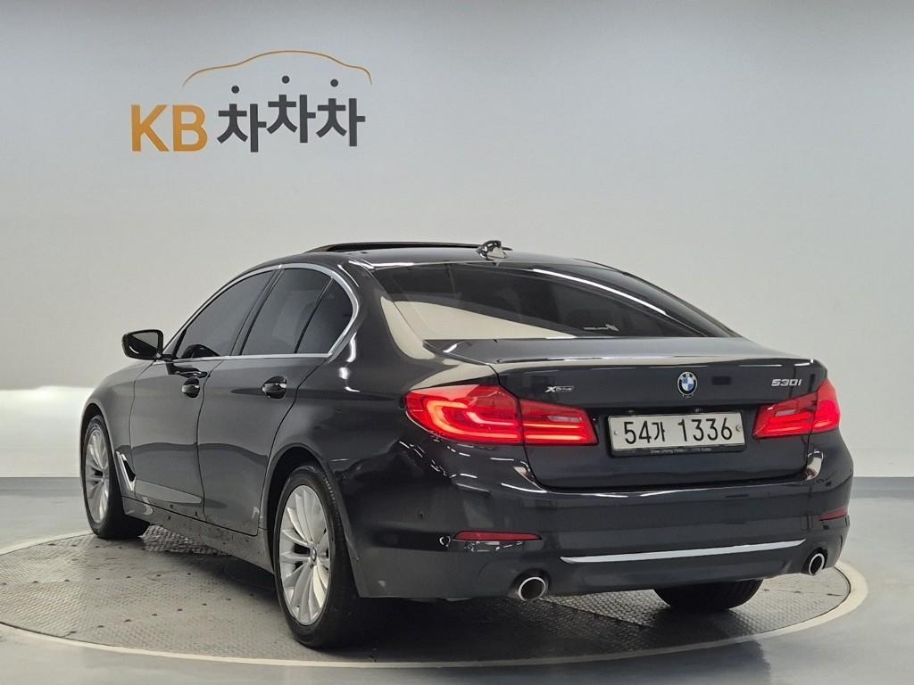 BMW 5 Series - Vista 2