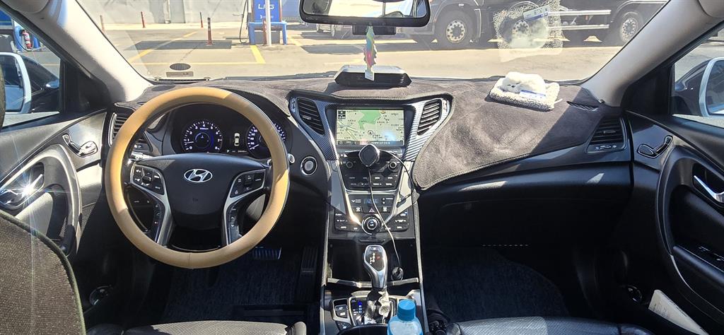 HYUNDAI Grandeur 2014 Blanco - Importación desde Corea - HF Imports Iquique - Foto 13
