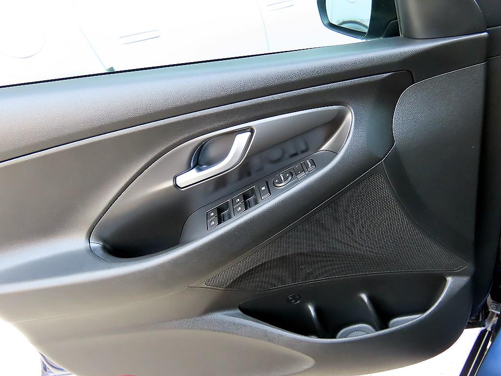 HYUNDAI i30 - Vista 11