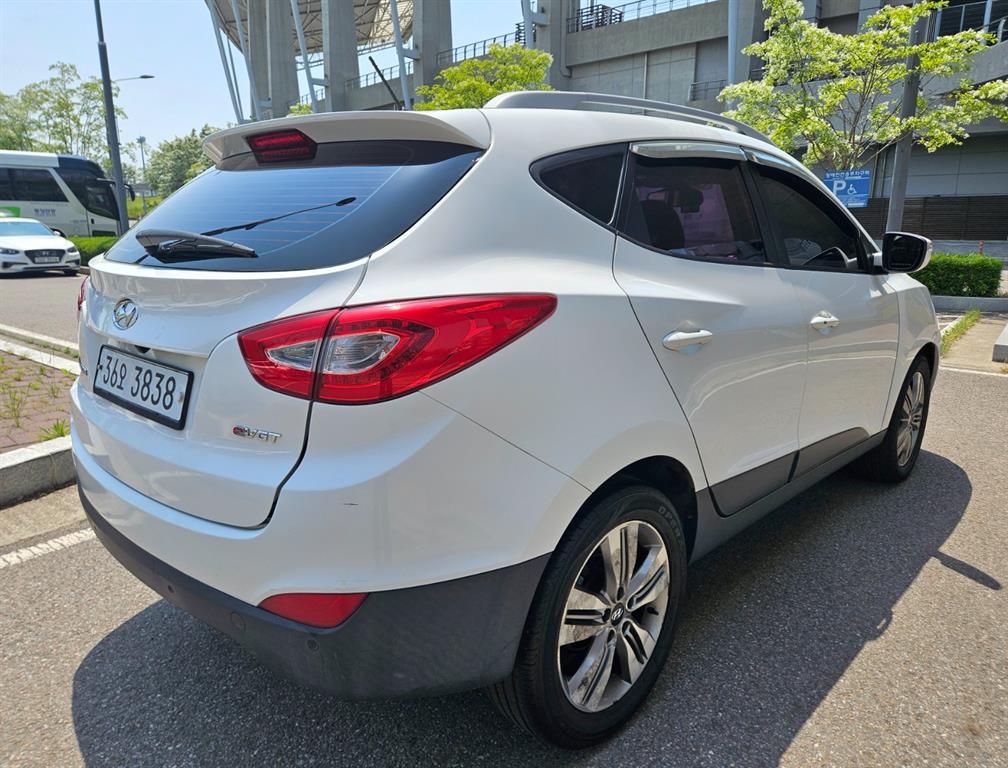 HYUNDAI Tucson - Vista 4