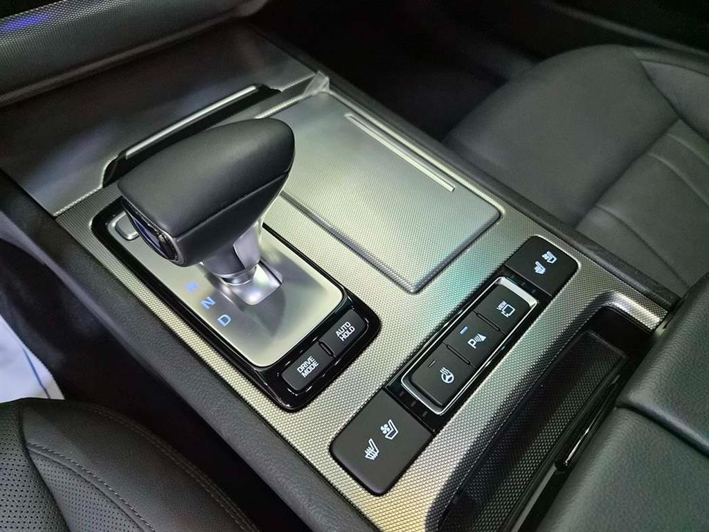 Genesis G80 - Vista 11