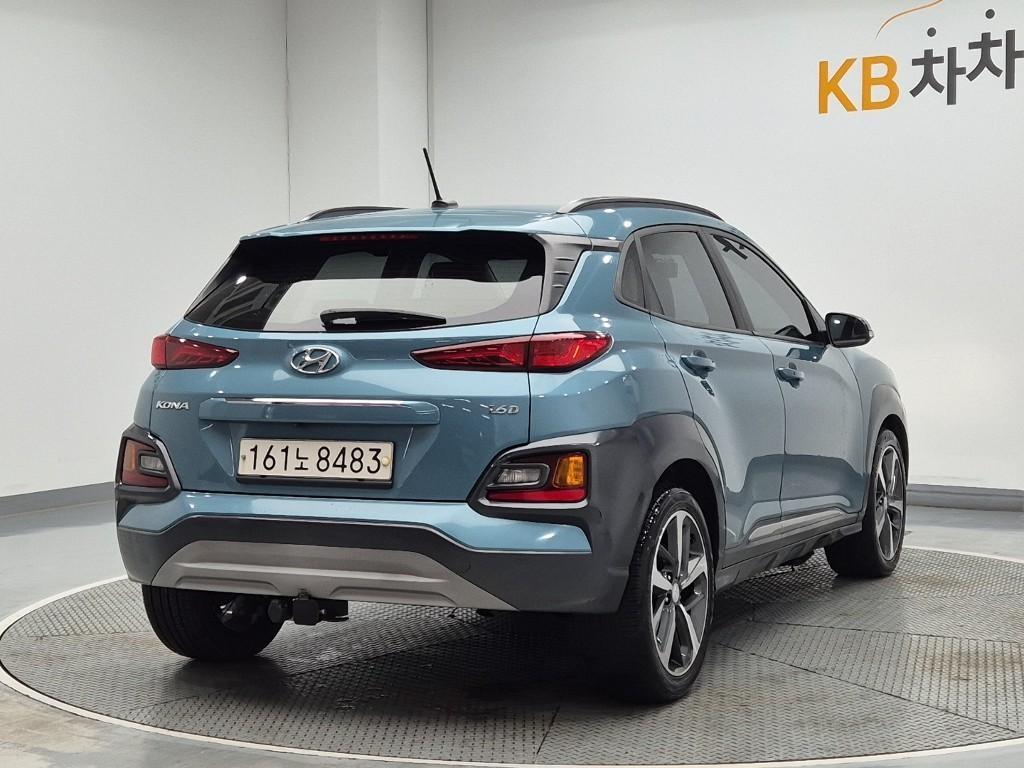 HYUNDAI Kona - Vista 4