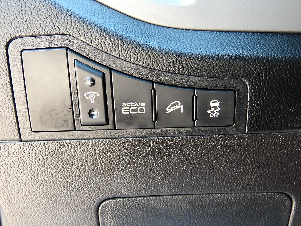 KIA Sportage - Vista 11