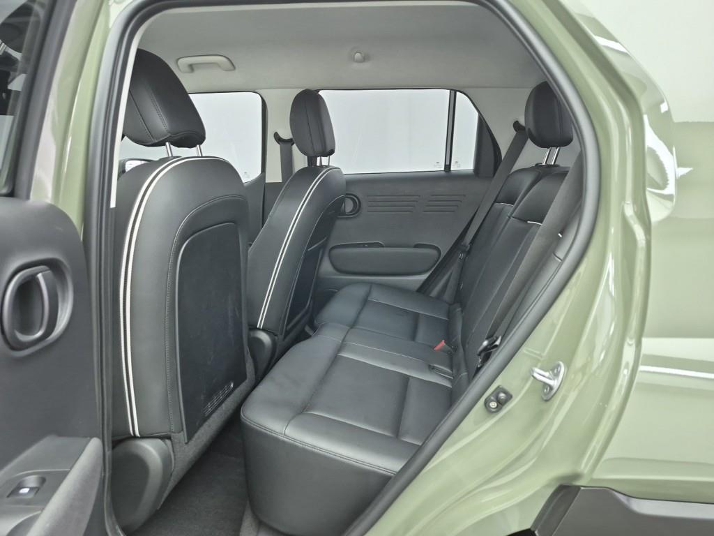 HYUNDAI Casper - Vista 12