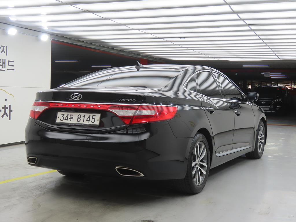 HYUNDAI Grandeur - Vista 4