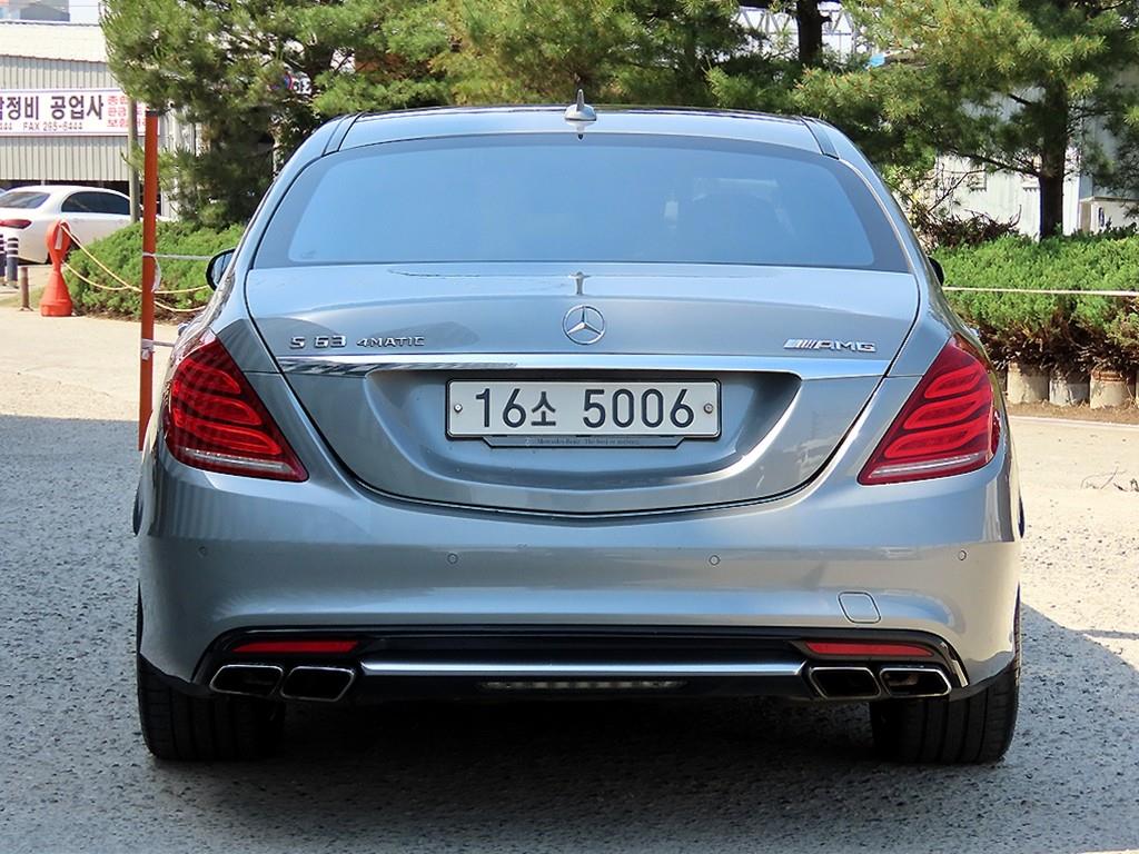 Mercedes Benz S Class - Vista 4