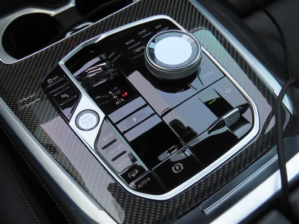 BMW X7 - Vista 11