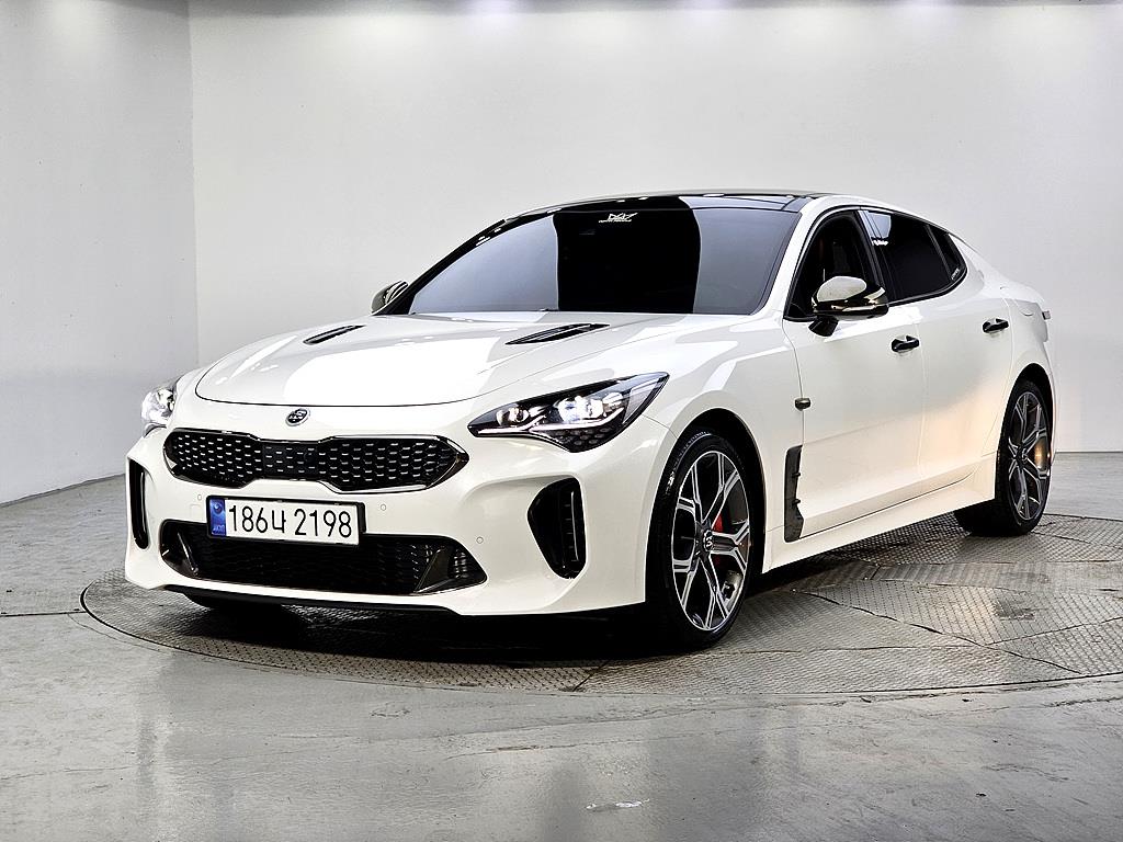 KIA Stinger 2018 Blanco - Importación desde Corea - HF Imports Iquique - Foto 1
