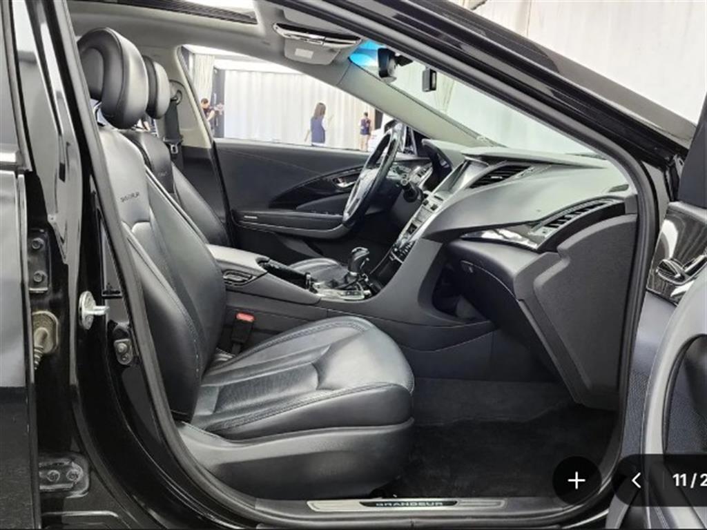 HYUNDAI Grandeur - Vista 11