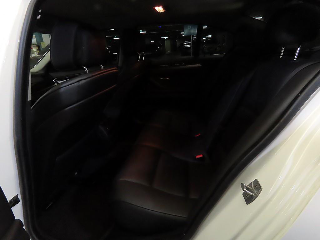BMW 5 Series - Vista 7