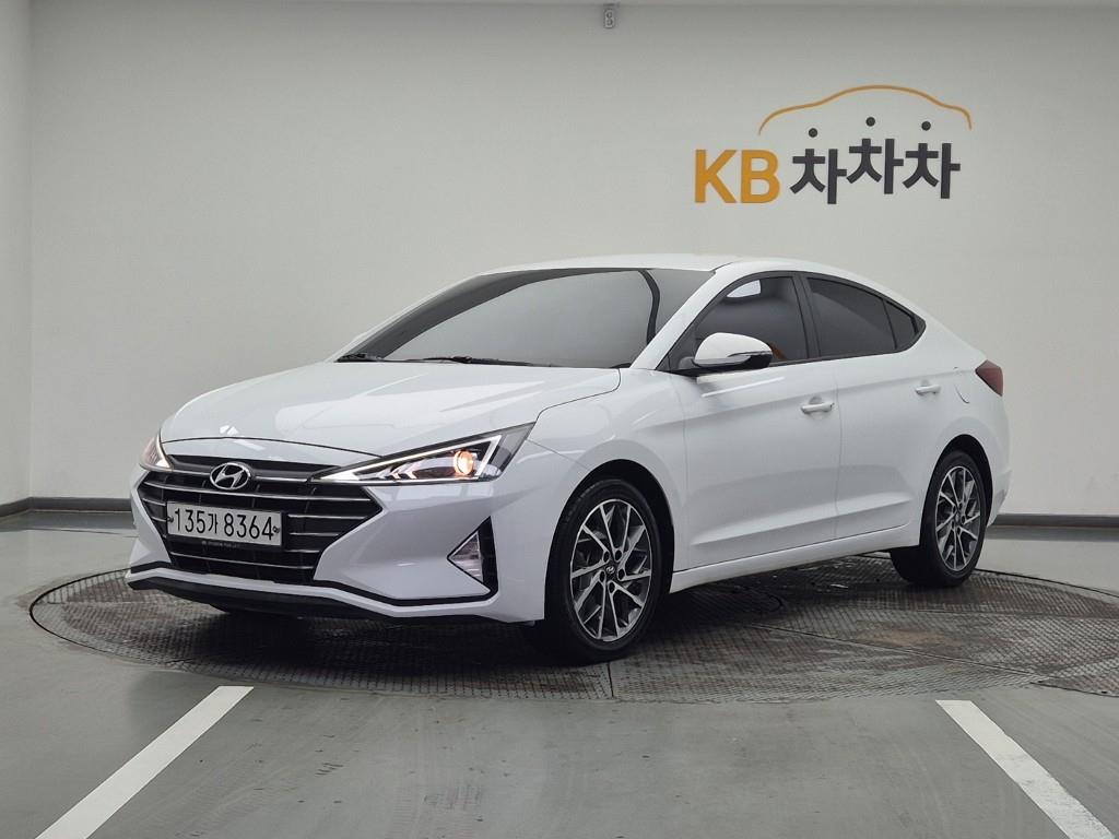 HYUNDAI Avante 2020 Blanco - Importación desde Corea - HF Imports Iquique - Foto 1