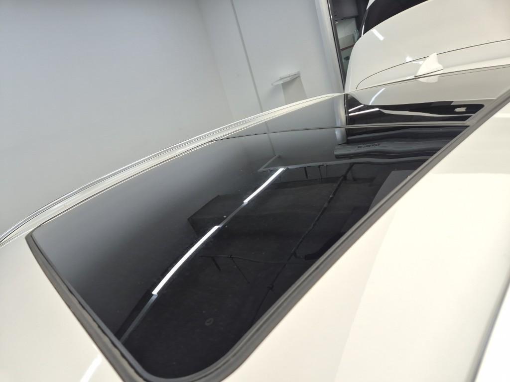 Genesis GV70 2023 Blanco - Importación desde Corea - HF Imports Iquique - Foto 13