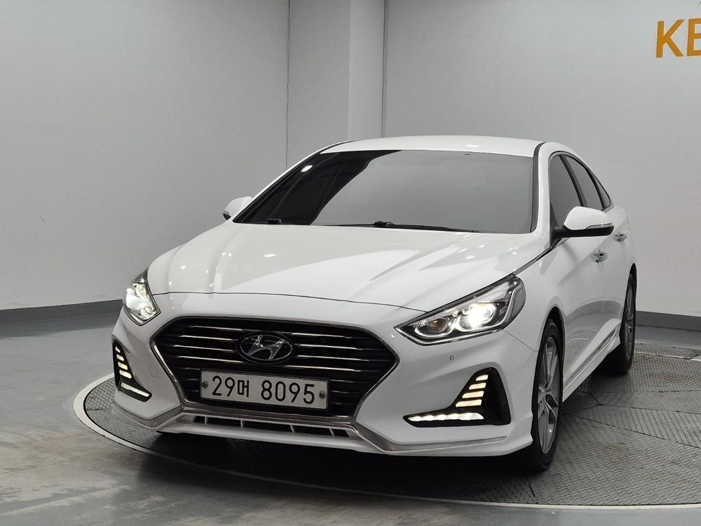 HYUNDAI Sonata 2018 Blanco - Importación desde Corea - HF Imports Iquique - Foto 1
