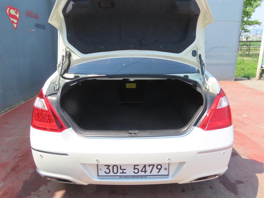 SAMSUNG SM7 - Vista 9
