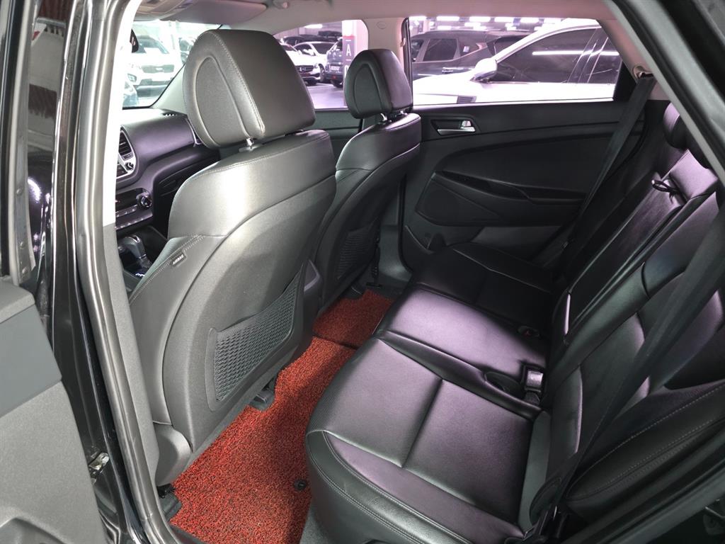 HYUNDAI Tucson 2016 Negro - Importación desde Corea - HF Imports Iquique - Foto 17
