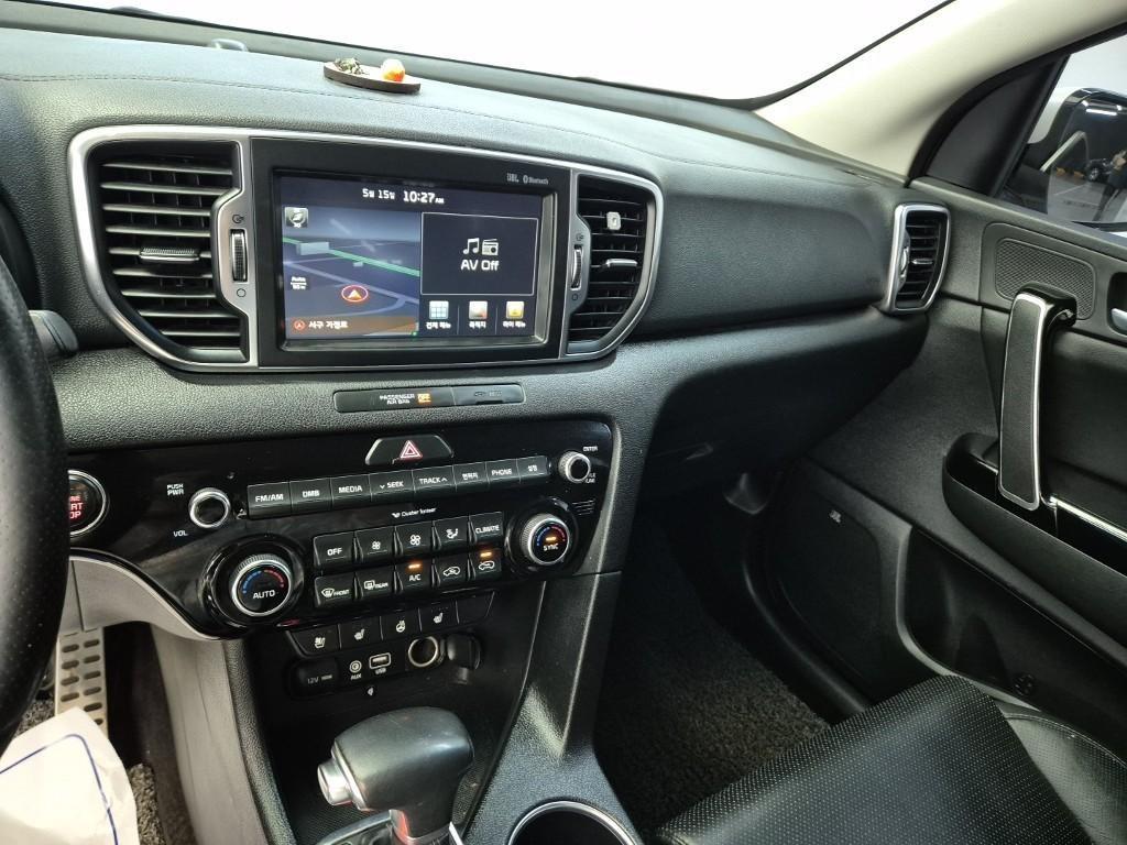KIA Sportage - Vista 9