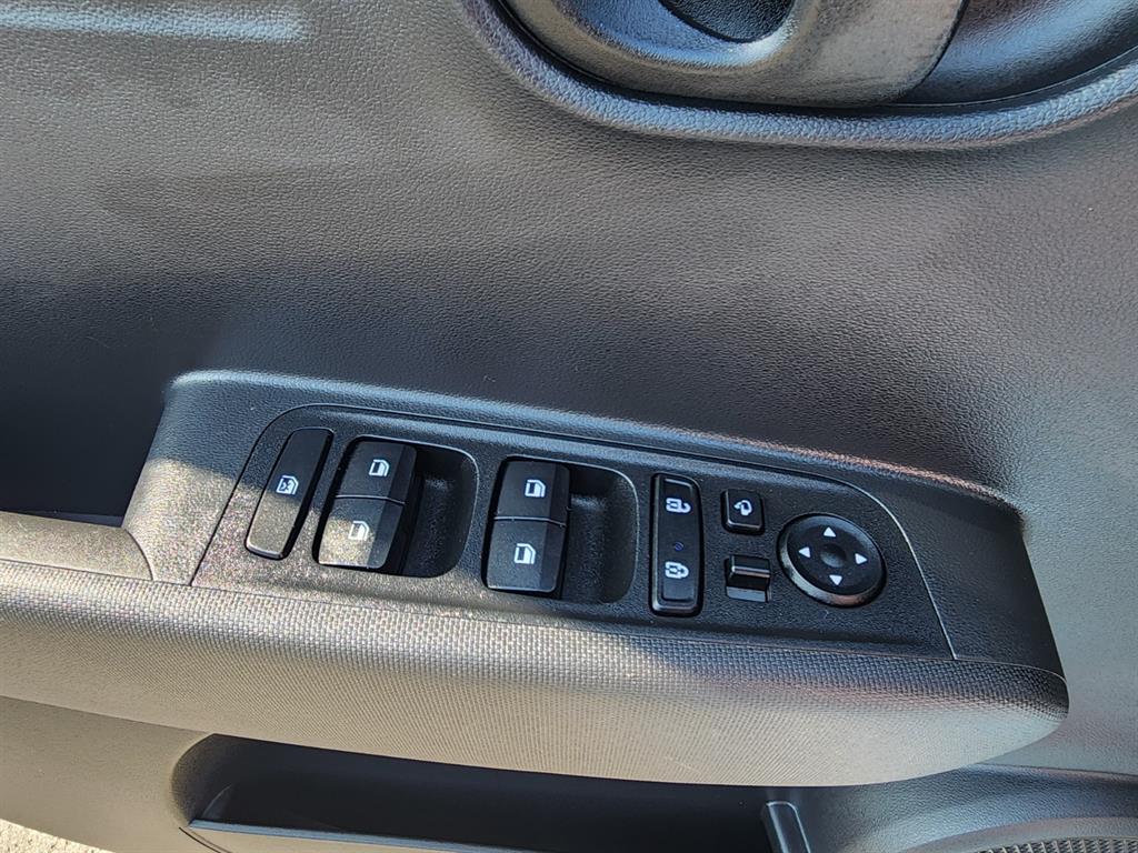 HYUNDAI Casper - Vista 12