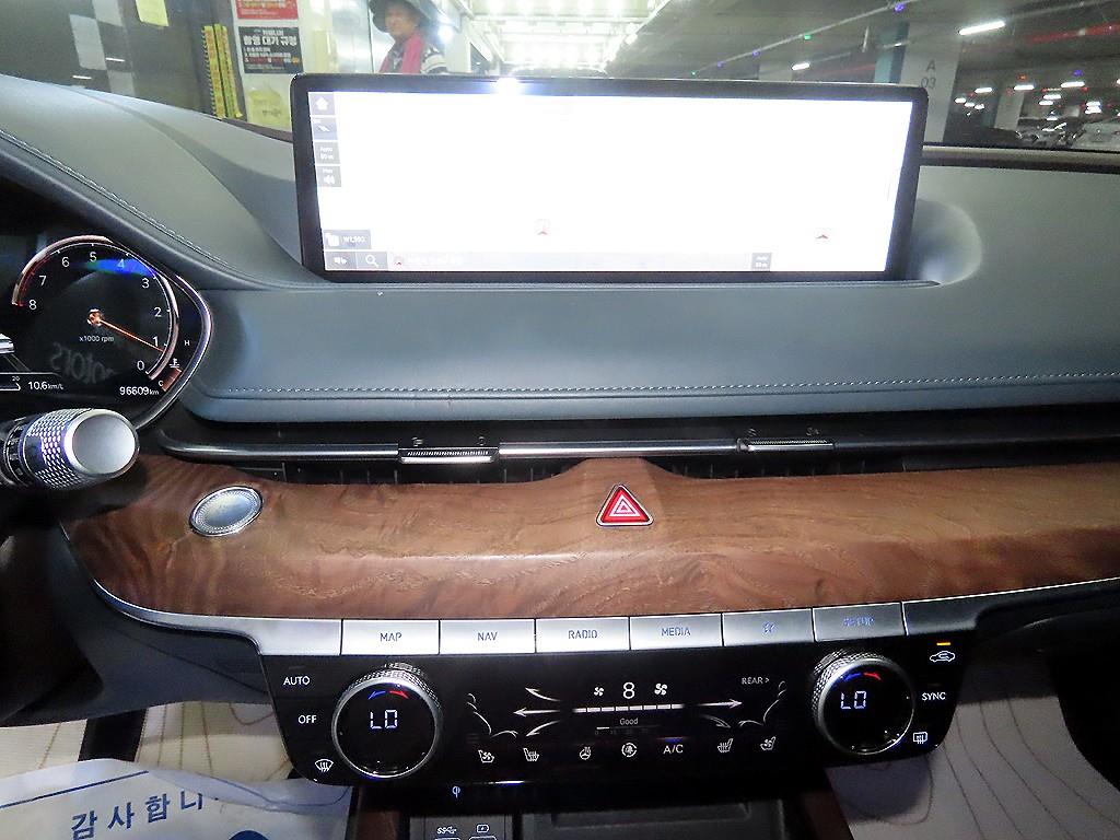 Genesis G80 - Vista 11