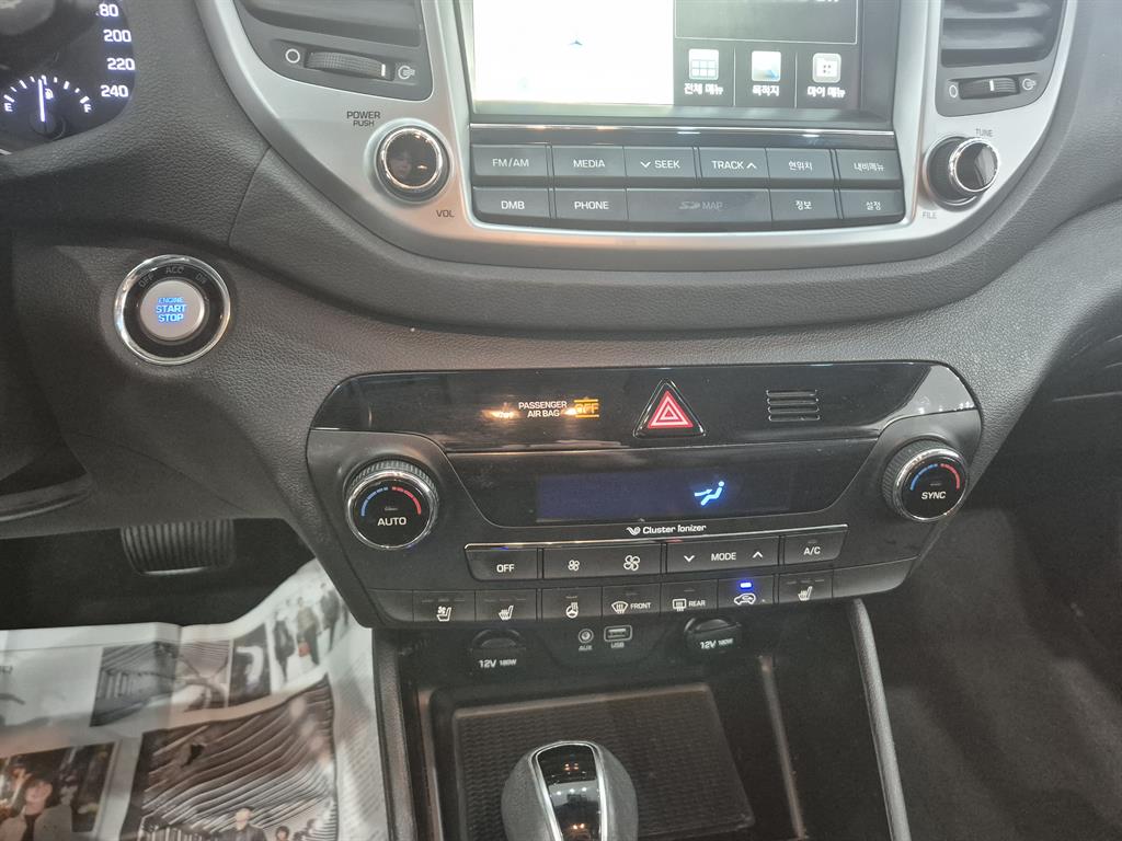 HYUNDAI Tucson - Vista 10
