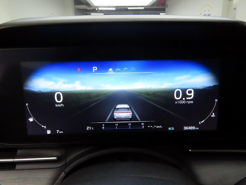 KIA Carnival - Vista 5