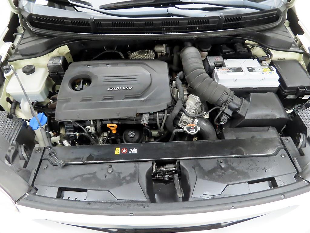 KIA Stonic 2018 - Importación desde Corea - HF Imports Iquique - Foto 20