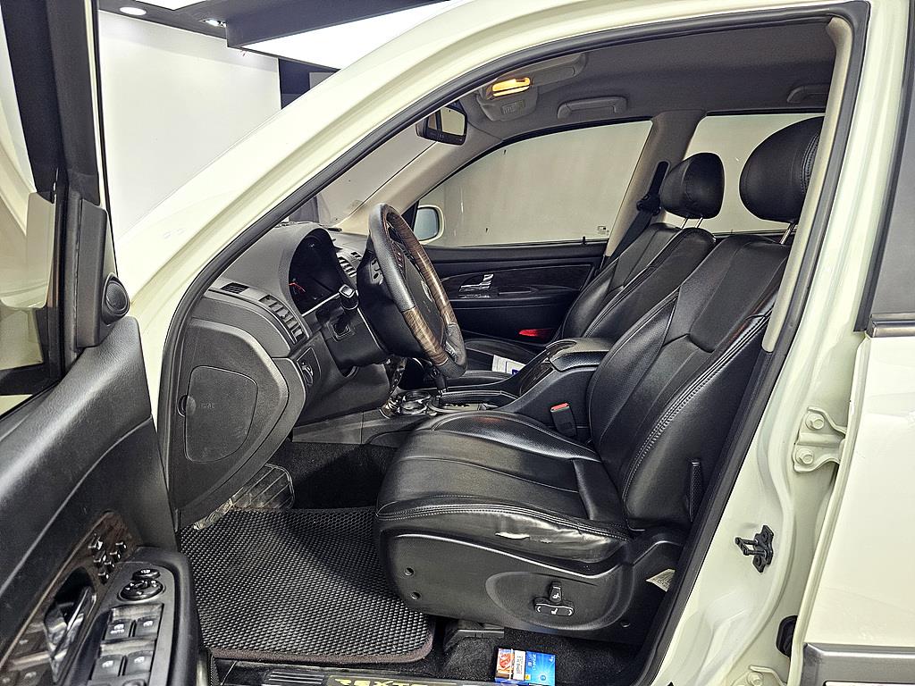 Ssangyong Rexton - Vista 8