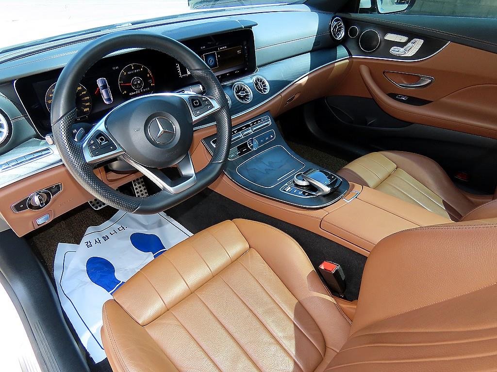 Mercedes Benz E class - Vista 7