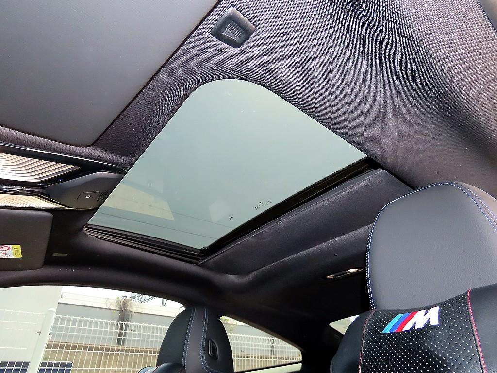 BMW 4 Series 2021 Negro - Importación desde Corea - HF Imports Iquique - Foto 17