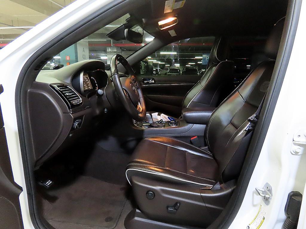 Jeep Cherokee - Vista 6