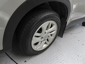 HYUNDAI Venue - Vista 10