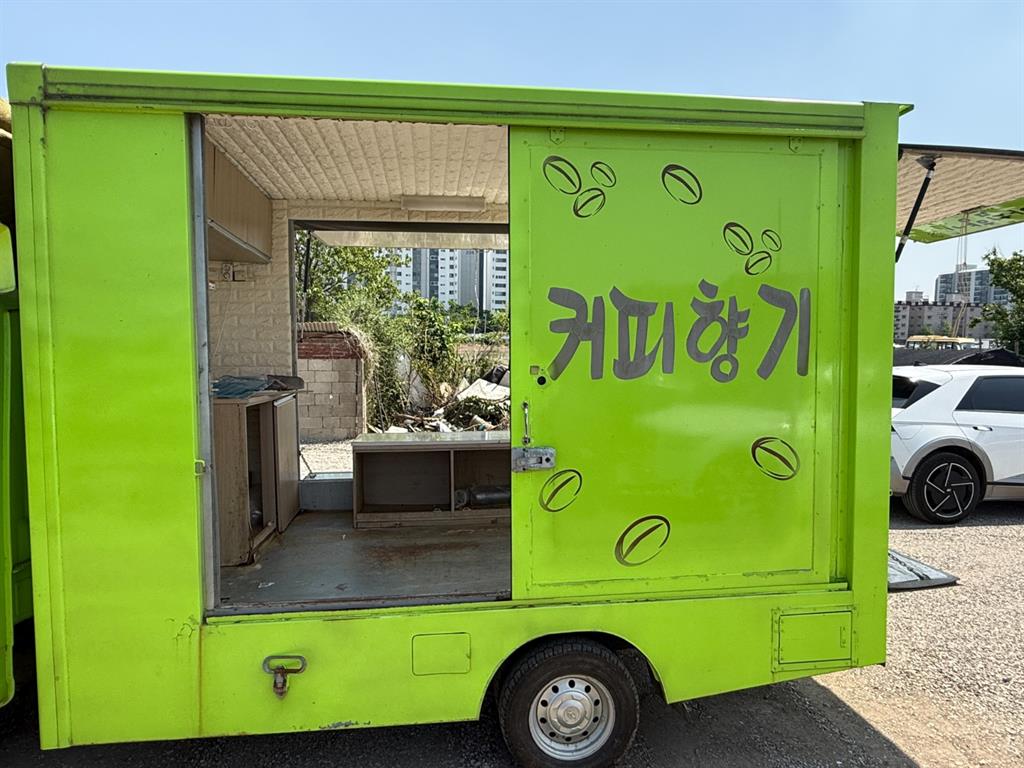 Small Truck Special (sneck/mobile sales) - Vista 6