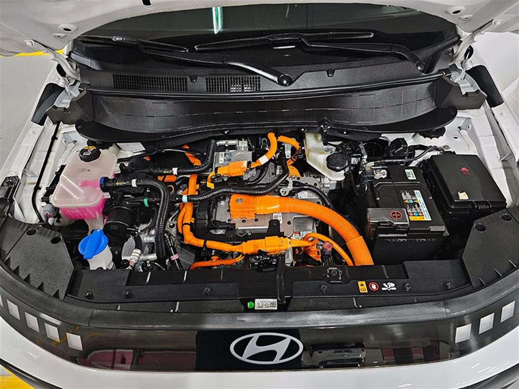 HYUNDAI Casper - Vista 6