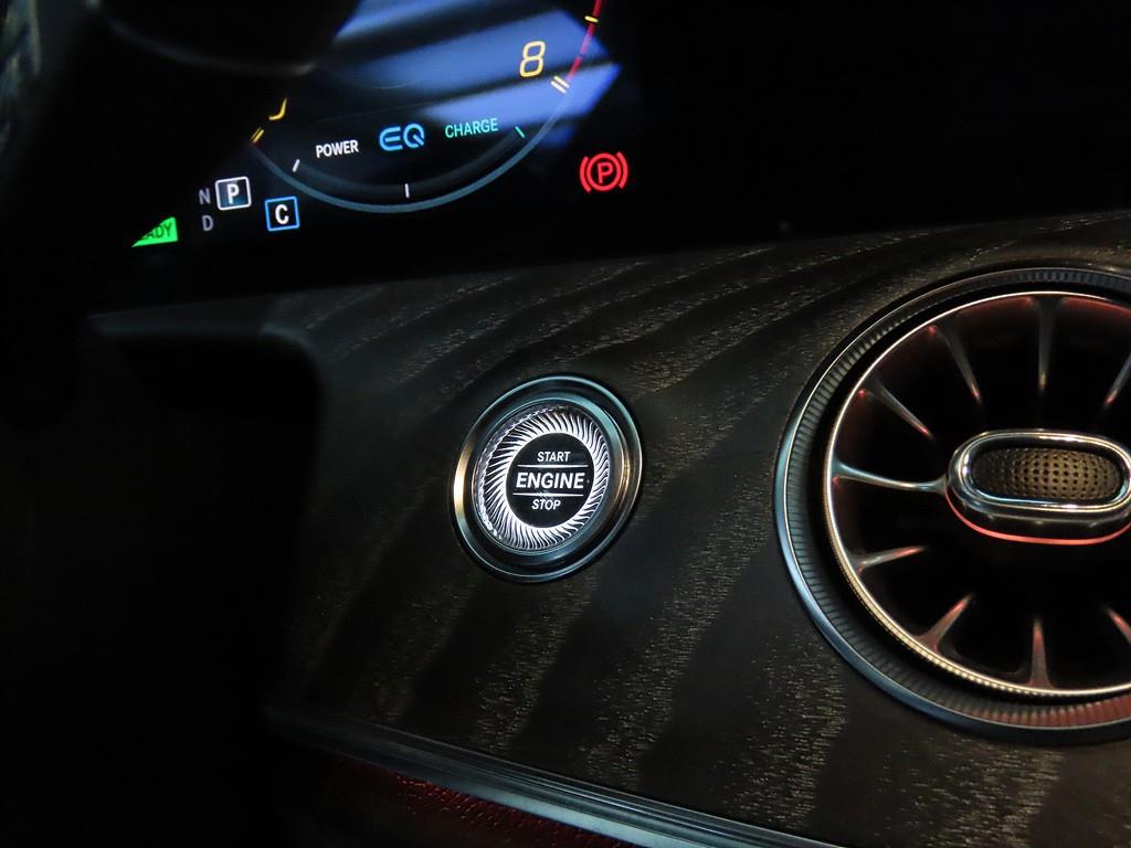 Mercedes Benz E class - Vista 12