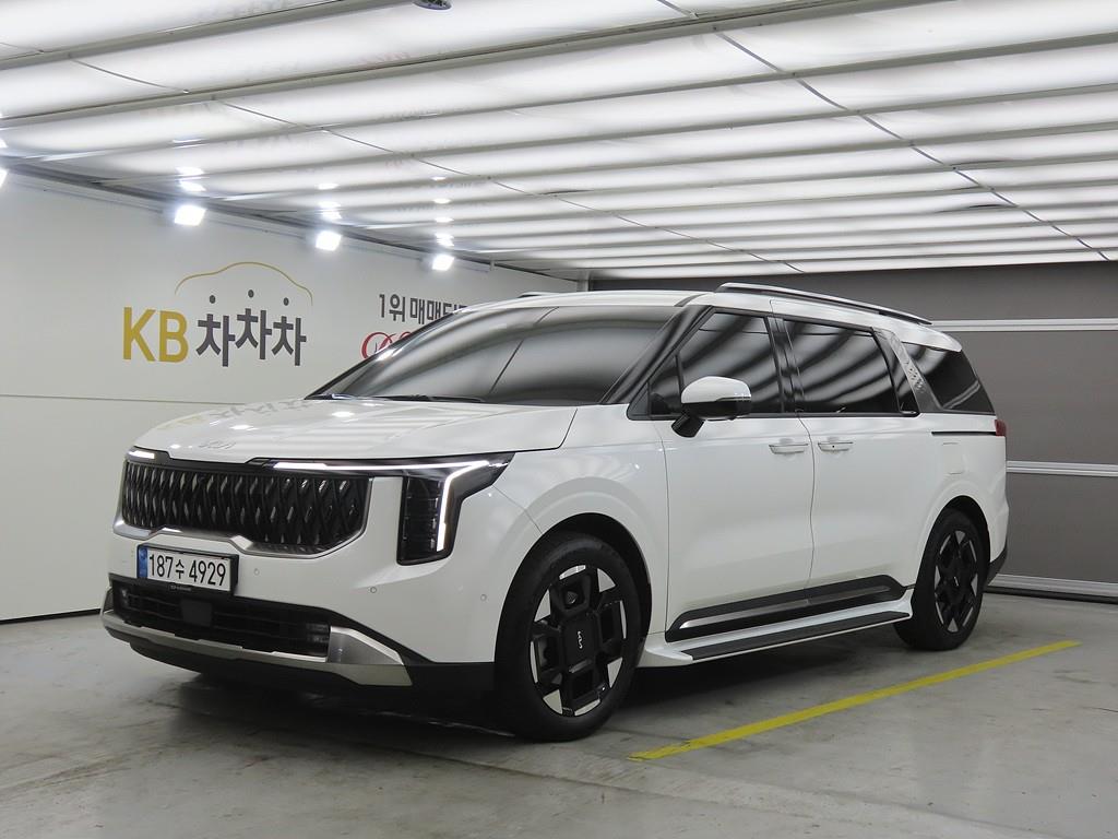 KIA Carnival - Vista 2
