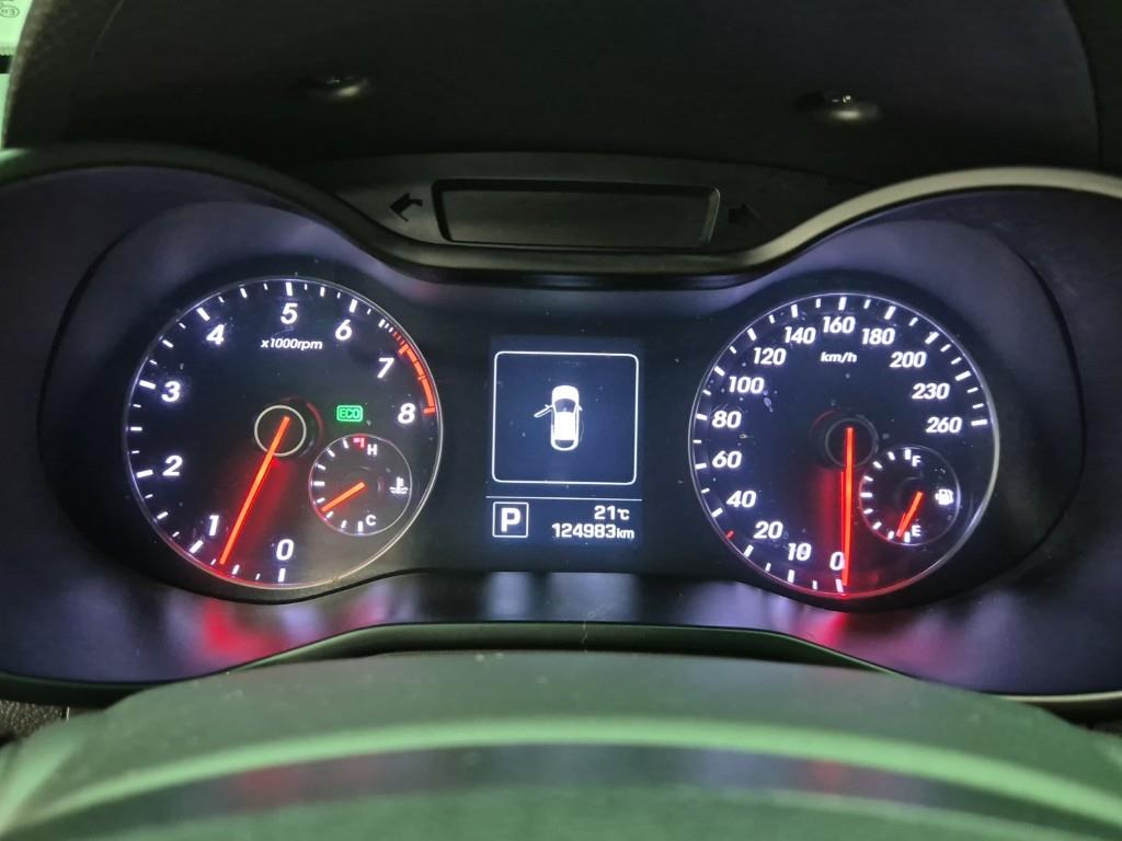 HYUNDAI Veloster - Vista 7