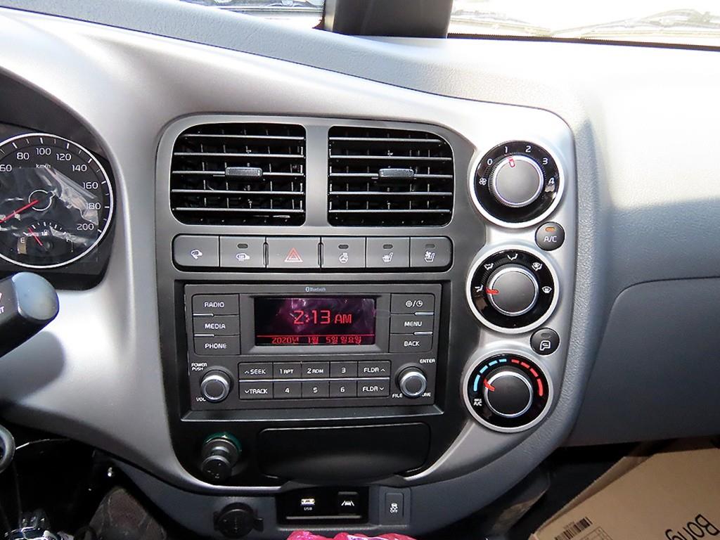 Small Truck Normal Box(High Deck) 2025 Blanco - Importación desde Corea - HF Imports Iquique - Foto 14