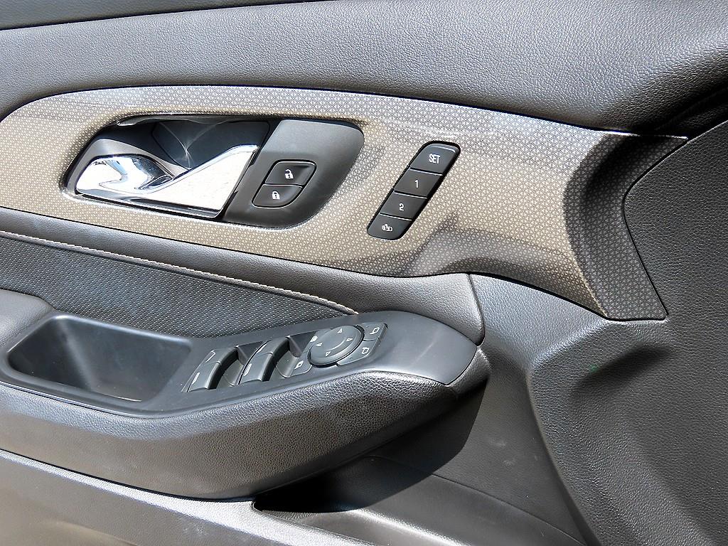 Chevrolet Travers - Vista 11