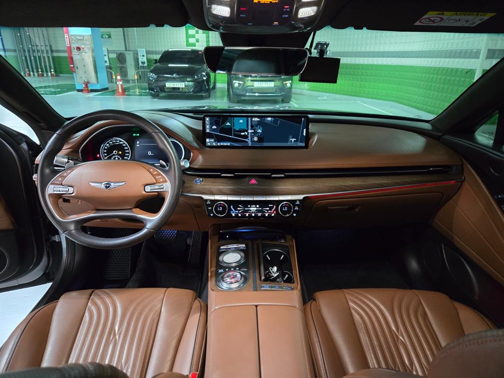 Genesis G80 - Vista 8