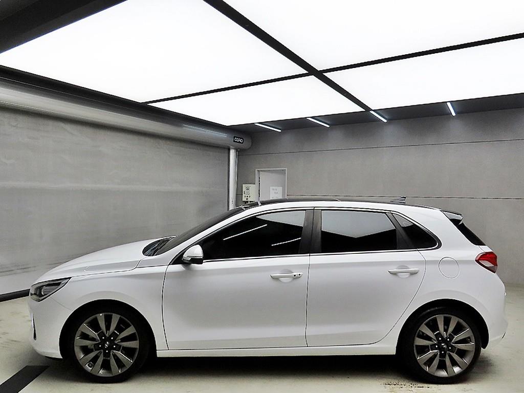 HYUNDAI i30 - Vista 4