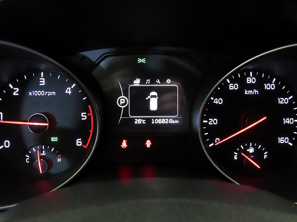 KIA Carnival - Vista 9