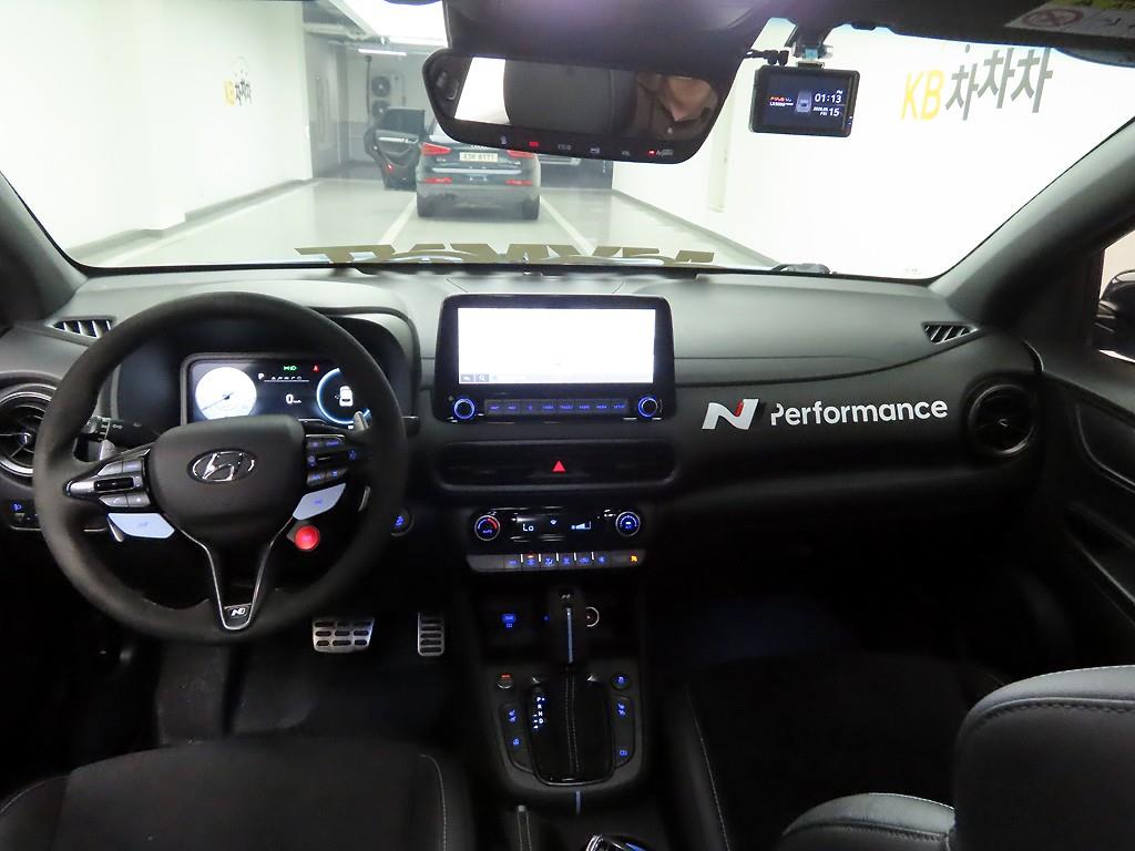 HYUNDAI Kona - Vista 6