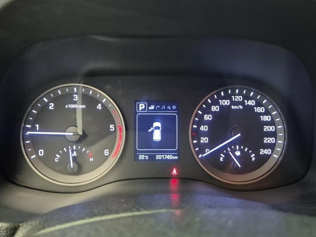 HYUNDAI Tucson - Vista 6