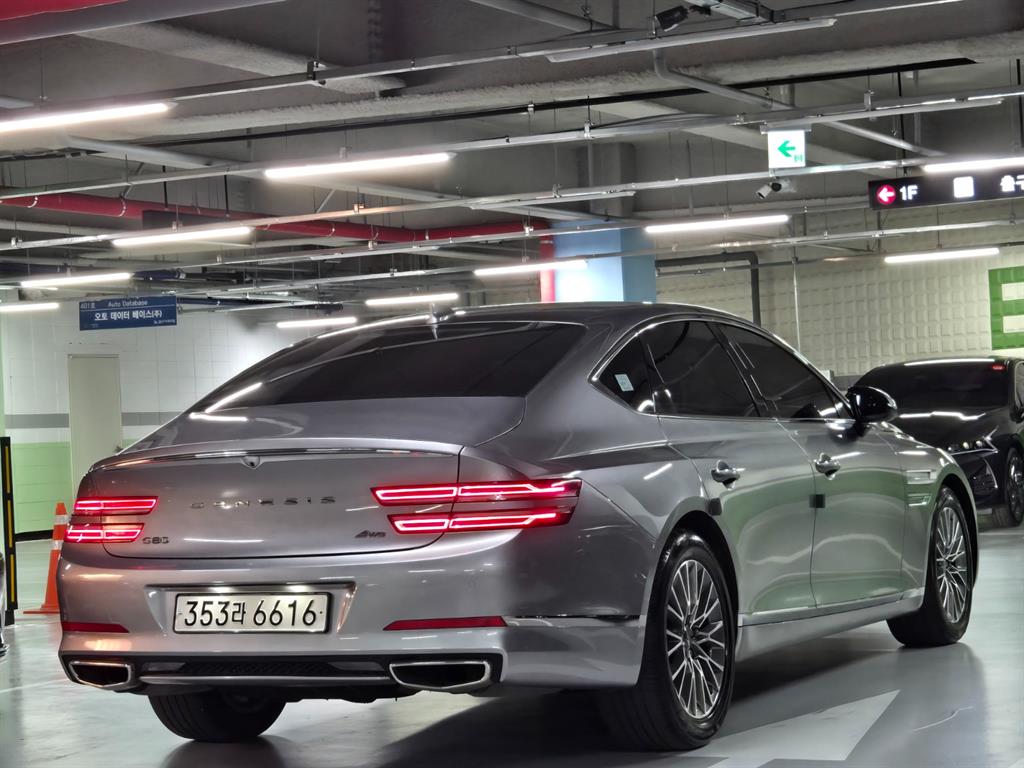 Genesis G80 - Vista 5