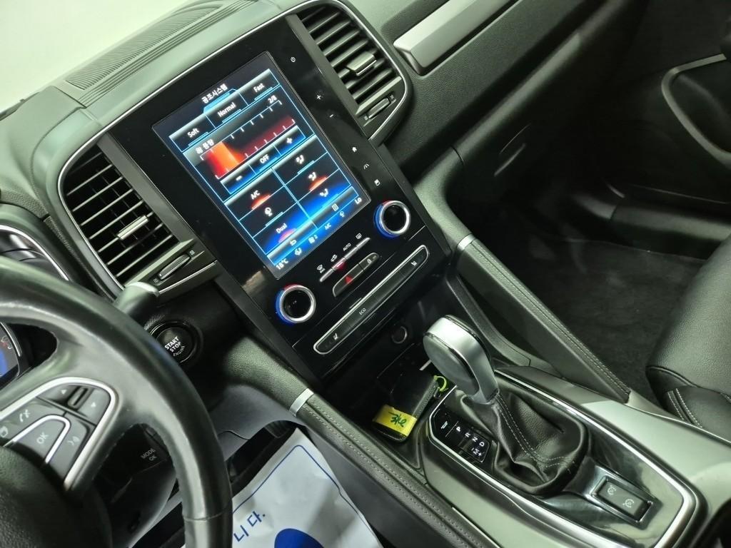 SAMSUNG QM6 - Vista 10