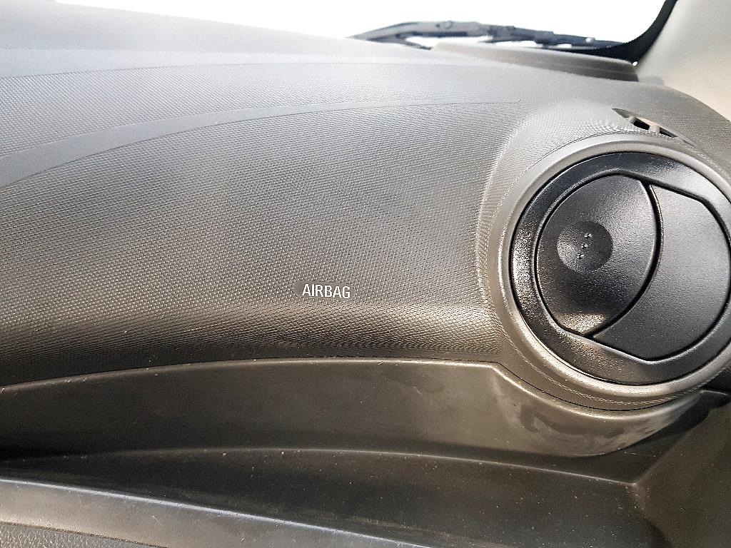 Chevrolet Spark - Vista 12