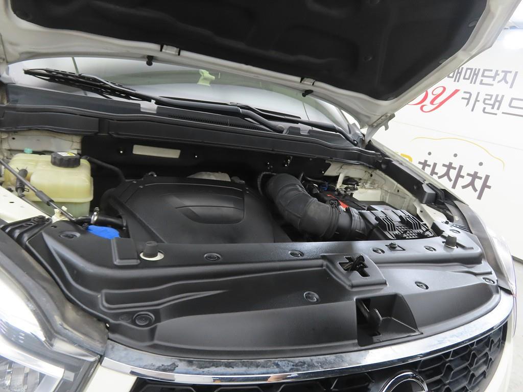 Ssangyong Korando 2016 Blanco - Importación desde Corea - HF Imports Iquique - Foto 19